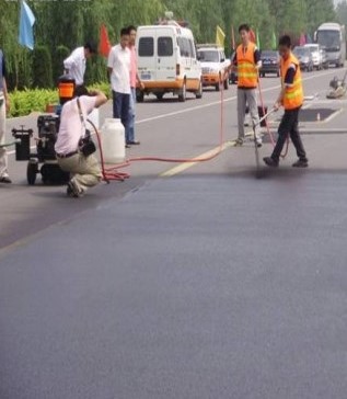 老旧路面表面修复养护