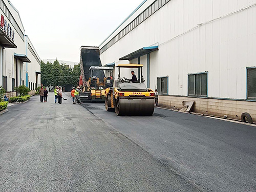 焦作产业园沥青道路施工