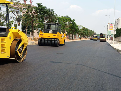 郑州产业园沥青道路施工